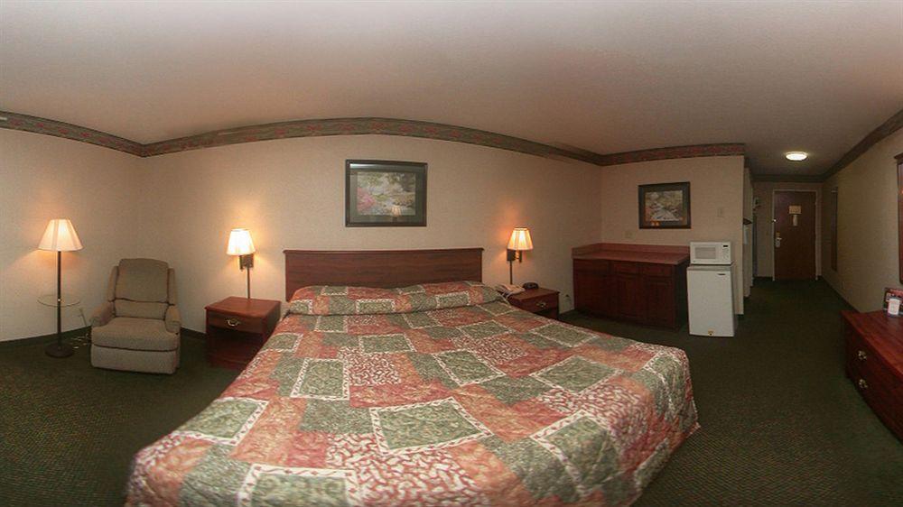 Comfort Inn Henderson Bagian luar foto
