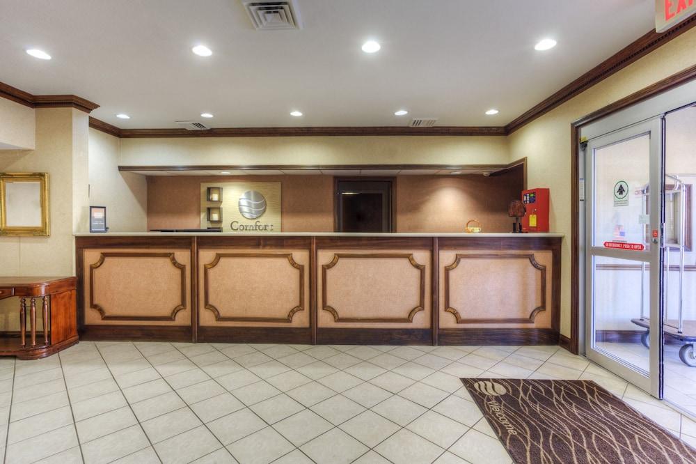 Comfort Inn Henderson Bagian luar foto