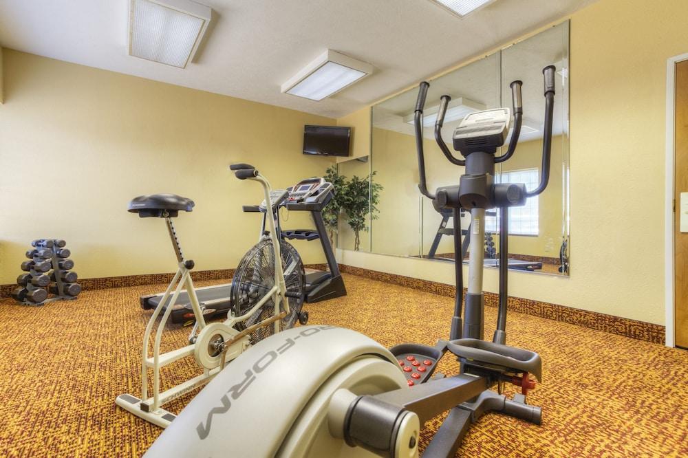 Comfort Inn Henderson Bagian luar foto