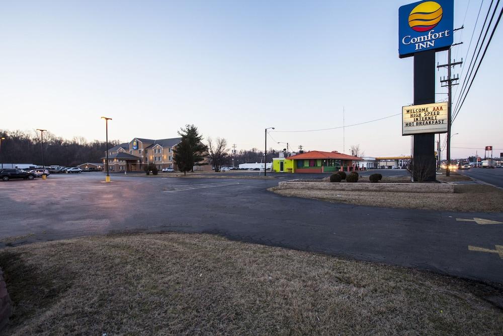 Comfort Inn Henderson Bagian luar foto