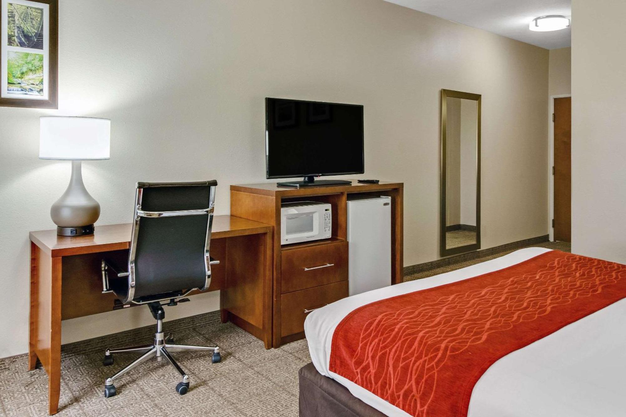 Comfort Inn Henderson Bagian luar foto