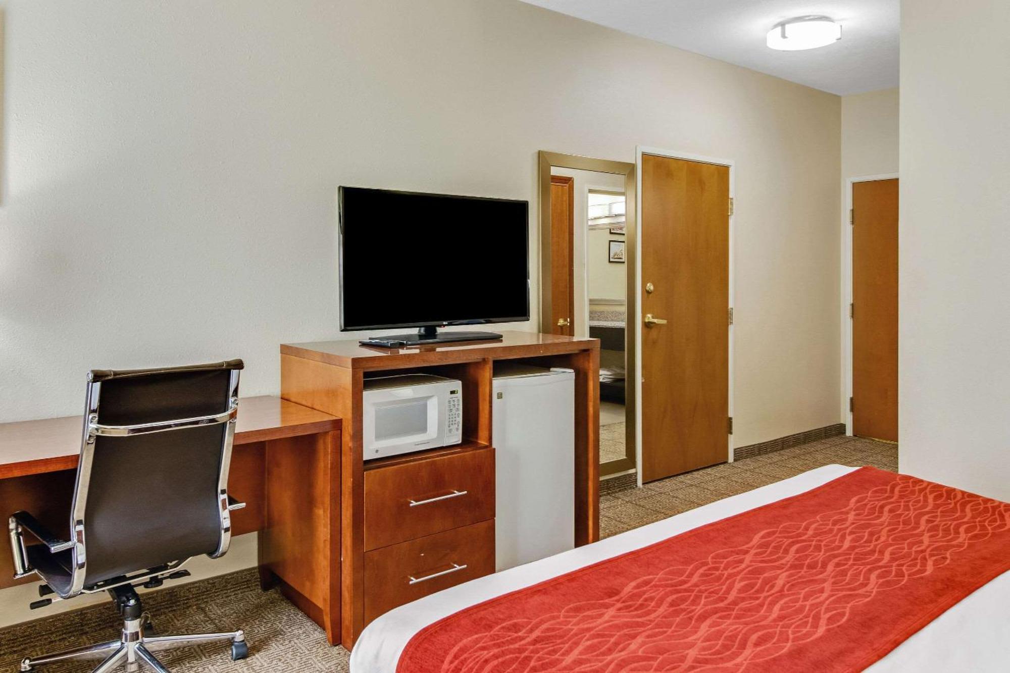 Comfort Inn Henderson Bagian luar foto