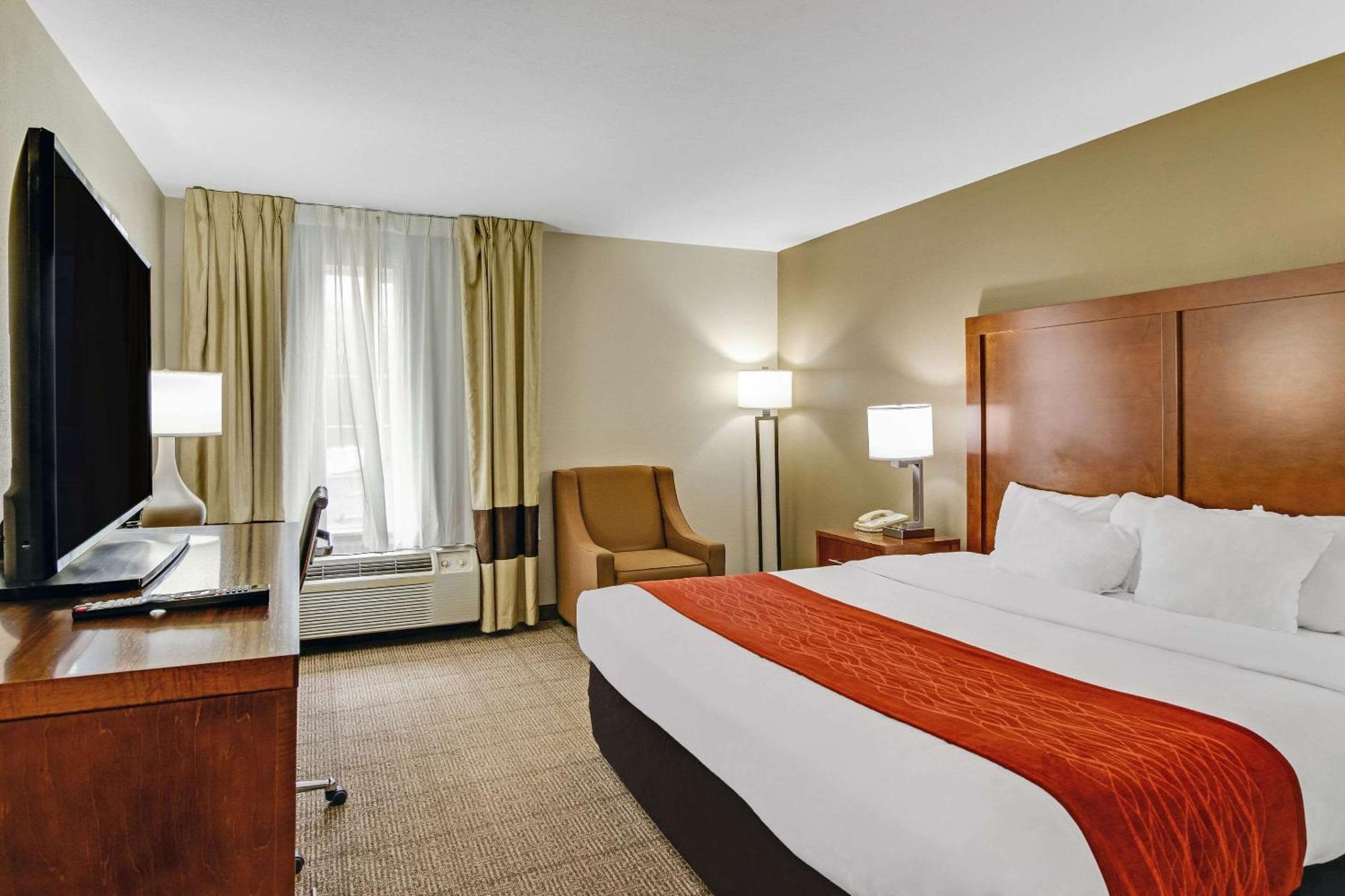 Comfort Inn Henderson Bagian luar foto