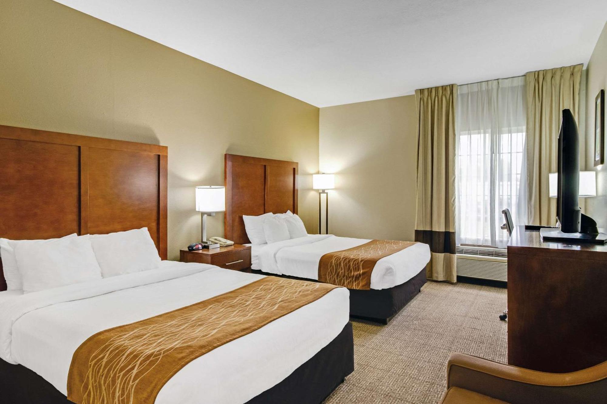 Comfort Inn Henderson Bagian luar foto