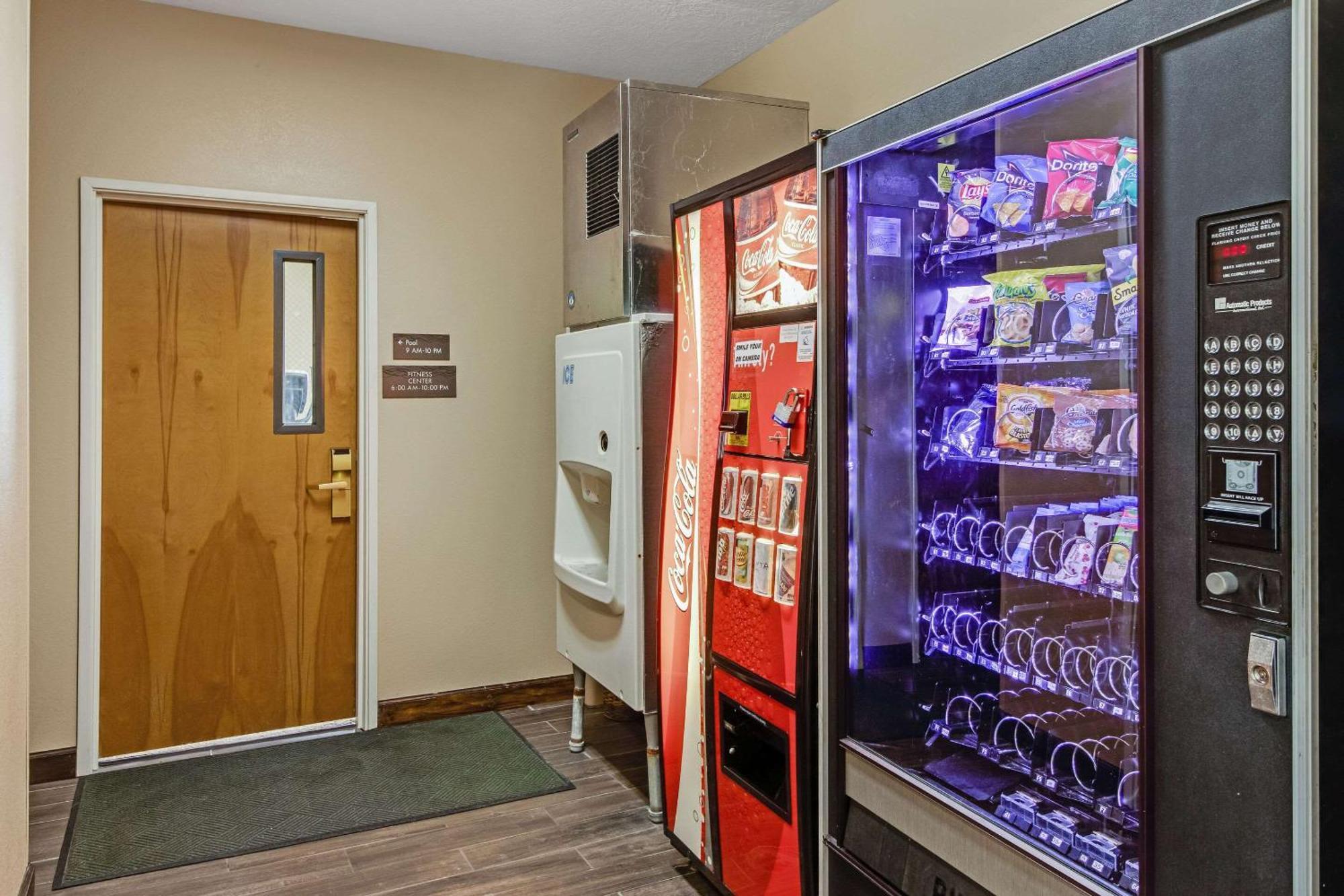 Comfort Inn Henderson Bagian luar foto