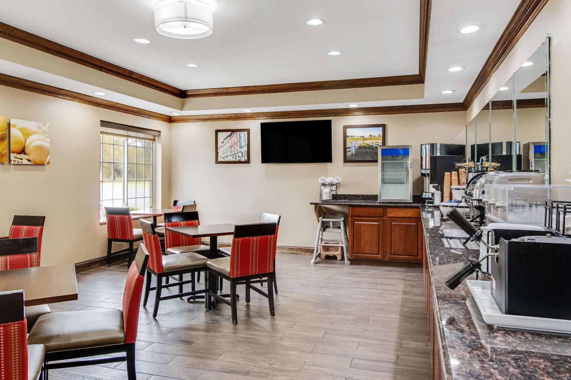 Comfort Inn Henderson Bagian luar foto